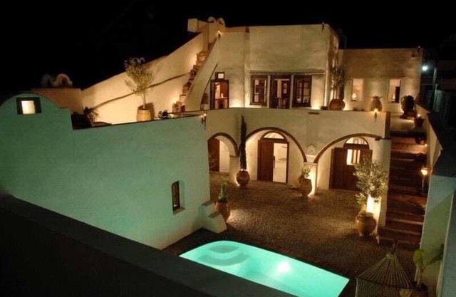 Grand 4BR 1878 Mansion w/Private Pool