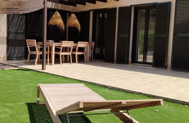 Grand Appartement en Rez-de Chaussée vue Golf 3chambres Avec Terrasse et Jardin