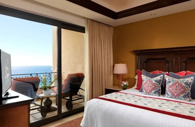 Grand Solmar Land´s End Resort & Spa Cabo San Lucas's Master Suite