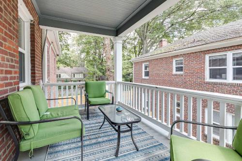 Grand4 historical family house in Scotts' Addition fire pit private parking