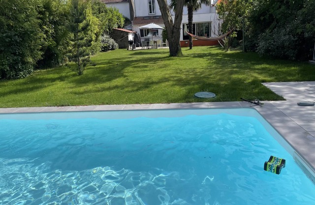 Grande Maison Familiale à Nantes Avec Piscine