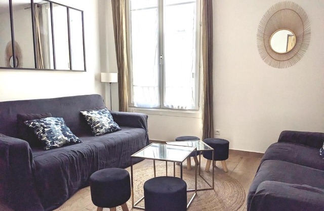 Grande maison rénovée, 10 pers, métro 7 min, Paris centre 20 min, supermarché 100 m