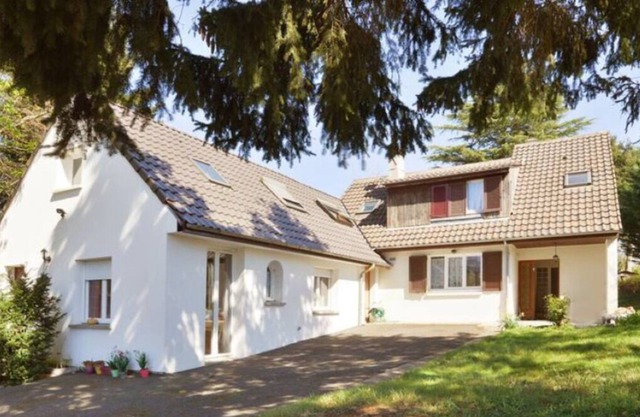 Grande Villa Pour 10 Personnes, Espaces Verts, Entre Paris et Disneyland