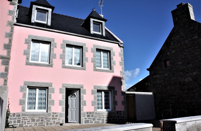 Granit-Rose House Ile de Batz Finistère 4/5p ALL included, min 6 nights/3 nights