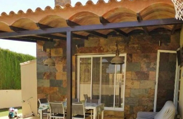 Great 400m2 house with terrace and patio