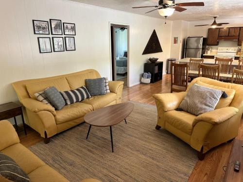 Great location, right by beaches and snorkeling!