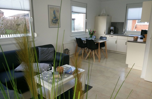 Great vacation home directly on the North Sea, 5km from Büsum. Free of visitor's tax