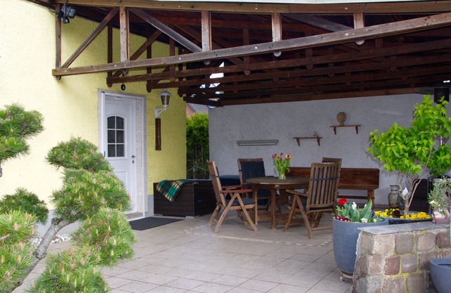 Green oasis in Berlin Biesdorf holiday home