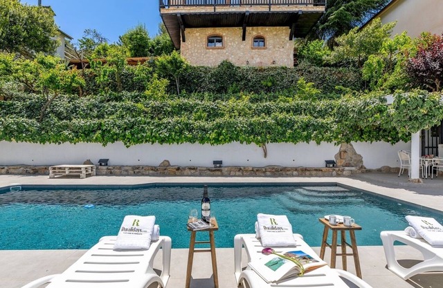 Green Peaks Country House La Zubia by Ruralidays