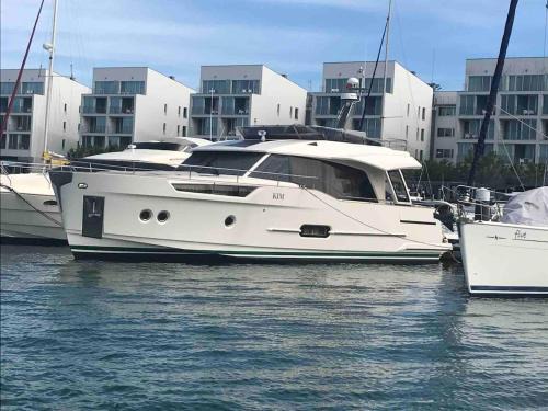 GreenBreeze Full Day 8h Charter with overnight in a Greenline 48 Fly Luxury Yacht