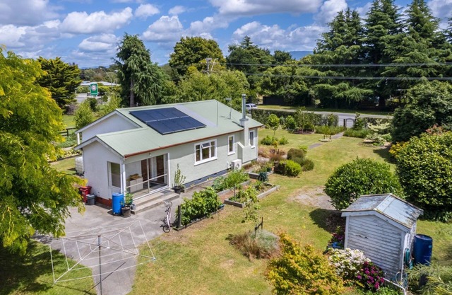 Greytown Farmhouse in the Heart of the Wairarapa
