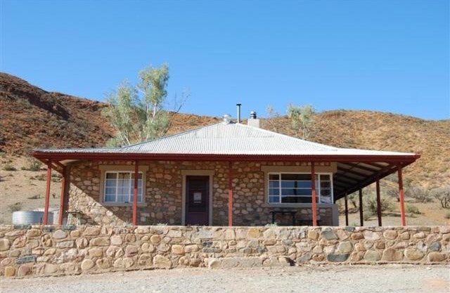 Grindells Hut - Vulkathunha-Gammon Ranges National Park