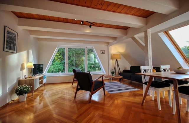 Große Giebelwohnung im Fischerhaus von 1877 - Ferienhaus Makrele von 1877