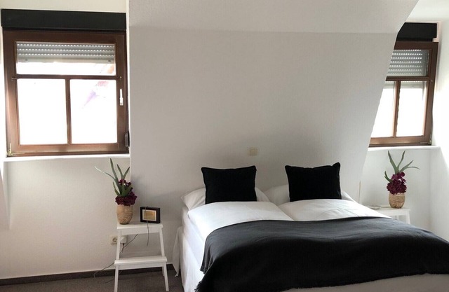 Großzügige Lichtdurchflutete Ferienwohnung mit Viel "weinerleben"