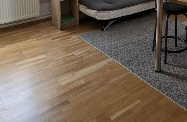 GROUND FLOOR, 2 BEDROOMS APARTMENT - small room with 2 single beds