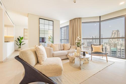 Groups and Families Paradise - 5 min from ADGM, Galleria, Cleveland, Beach, etc - Designer's Choice - New Building - Heart of Al Reem