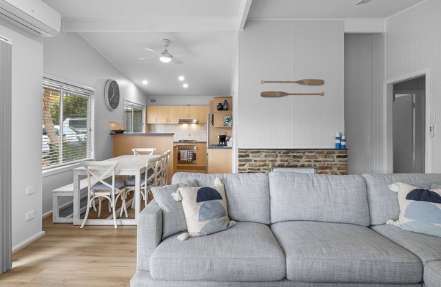 Grundy Getaway - 8 Grundy Street