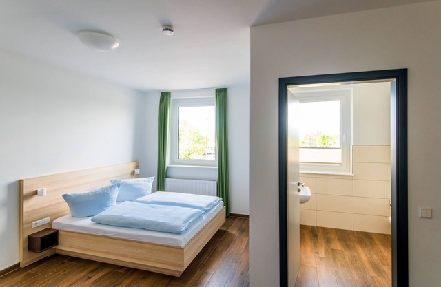 Guest house double room 204 - Lokschuppen Pasewalk- Guest houses with double rooms, single rooms and