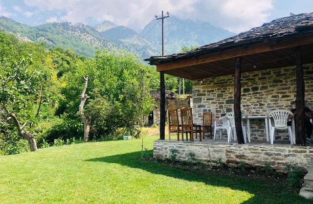 Guest House Qafe Dardha - Tomorr National Park