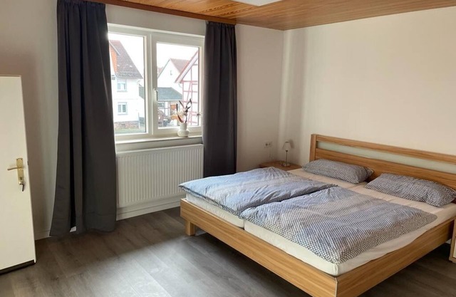 Guest room with private bathroom, in a vacation home, centrally located