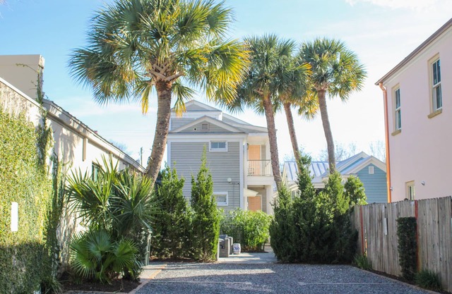 Guesthouse Charleston: SOUTH (82 A & B)