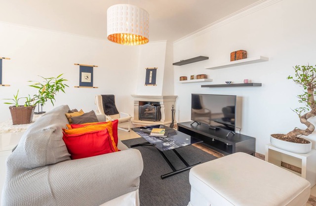 GuestReady - A Vibrant Getaway