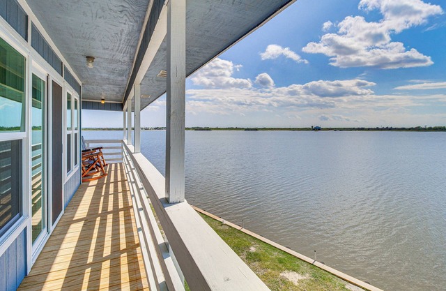 Gulf Coast Cottage w/Beach Access: Fish & Paddle!