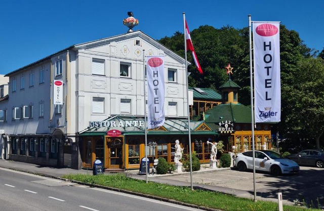 Höckner Plaza Hotel