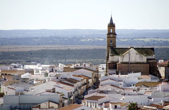 Holiday house with pool for 5 to 6 persons