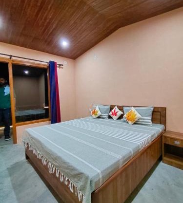 H .R. MOUNT VIEW HOMESTAY.