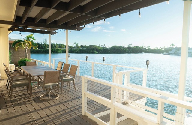 Hale Kai Lily - Waterfront Hawaiian Getaway 10% discount for November 2025