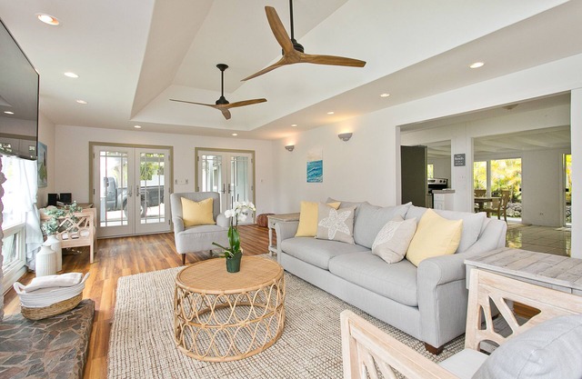 Hale Maluhia - Gorgeous Kaneohe Bay Home