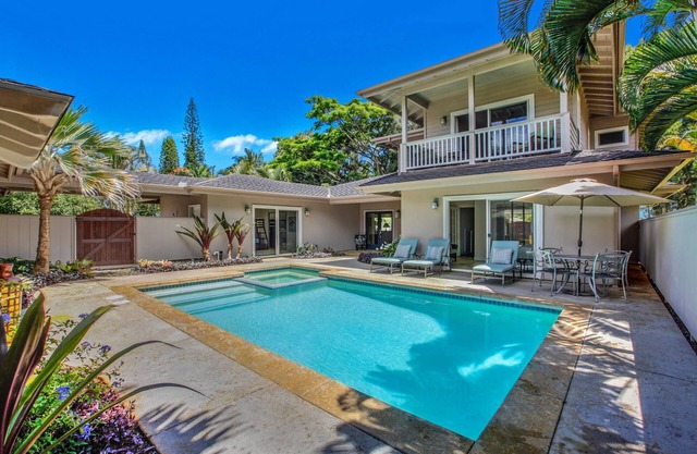 Hale Moena, Lovely 4 Bedroom Home & Private Pool.on Kauai's Lush North Shore