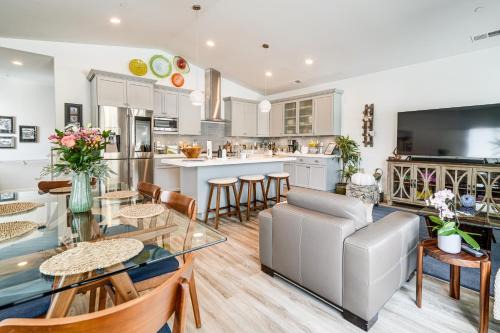 Half Moon Bay Vacation Rental 1 Mile to Beach!