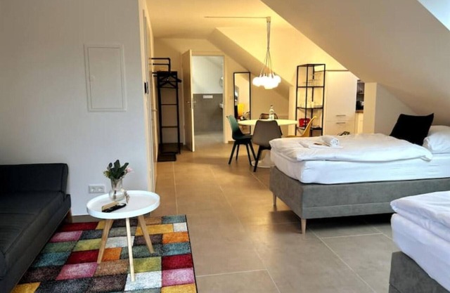 Hama Design Homes - Paderhimmel