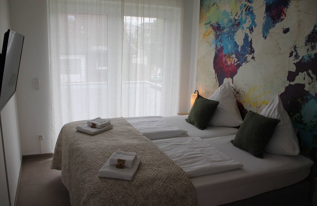 Hama Design Homes - Paderfreude