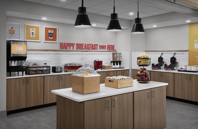 Hampton Inn Lenoir City