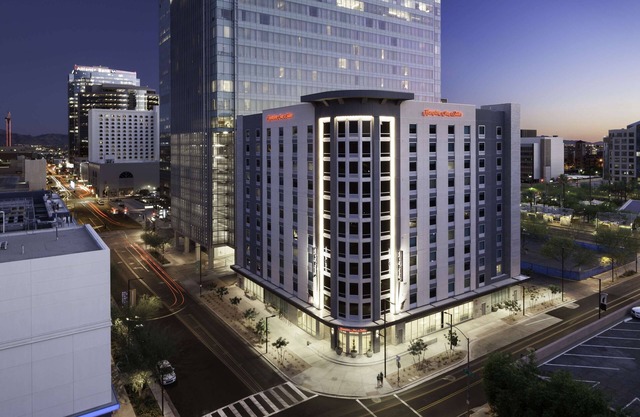 Hampton Inn & Suites Phoenix Downtown