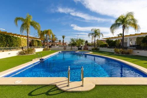 Happiness Corner by Fidalsa