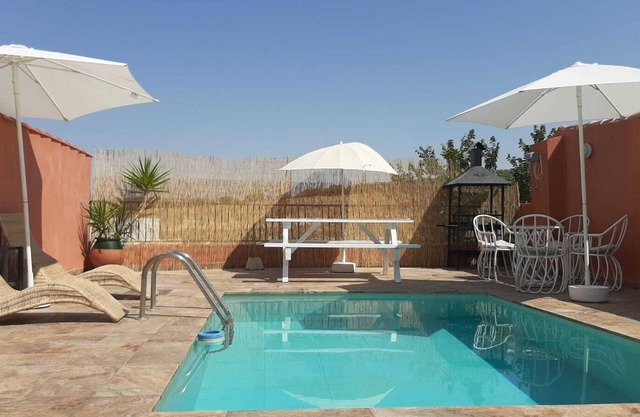 Happy Mornings rural house