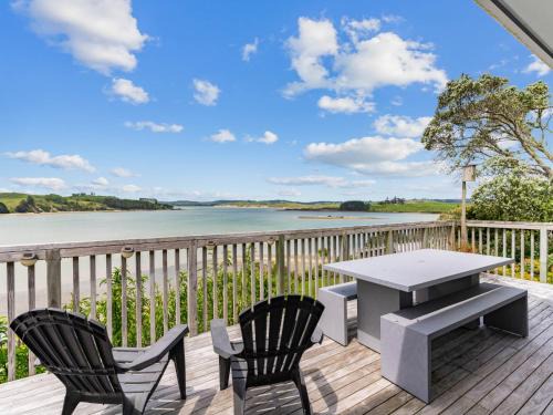 Harbour Escape - Paparoa Holiday Home