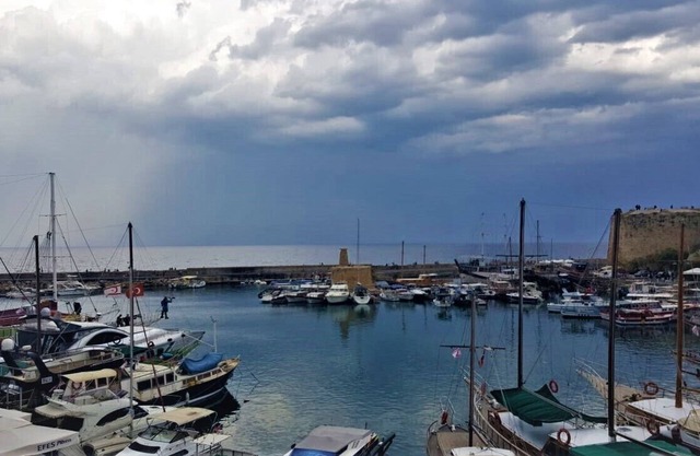 Harbour view flat in Kyrenia -Girne