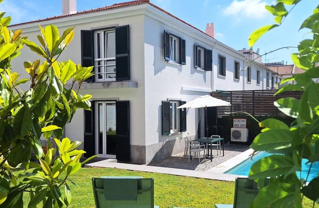 Haus Abel - with pool and garden in central Lisbon
