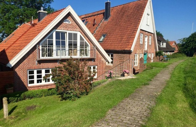 “Haus Am Deich” Modern retreat