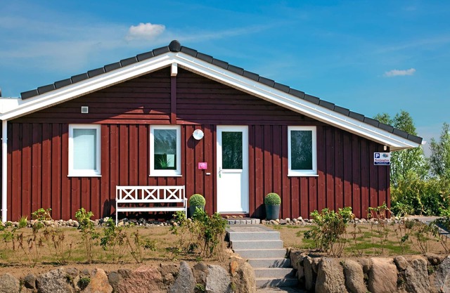 Haus Meerjungfrau - In a quiet location, directly on the Salzhaff with a view of the water!