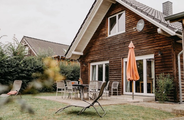 'Haus Mimi Zarrentin' on Lake Schaalsee with Private Terrace & Garden