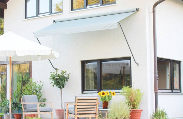 Haus mit großem Garten, 2 Schlafzimmer, 2 Bäder, 151 qm Wohnfläche