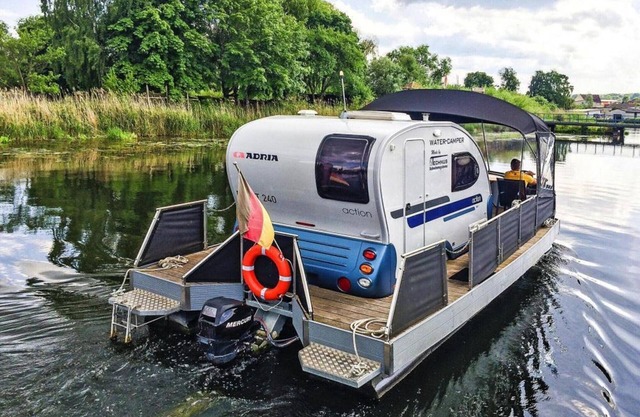 Hausboot auf der Peene, Demmin