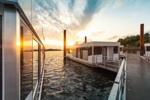 Hausboote am Lankenauer Höft