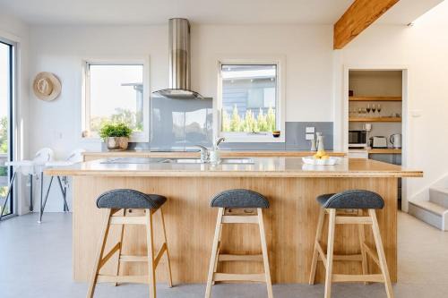 Haven Views Harmers Haven